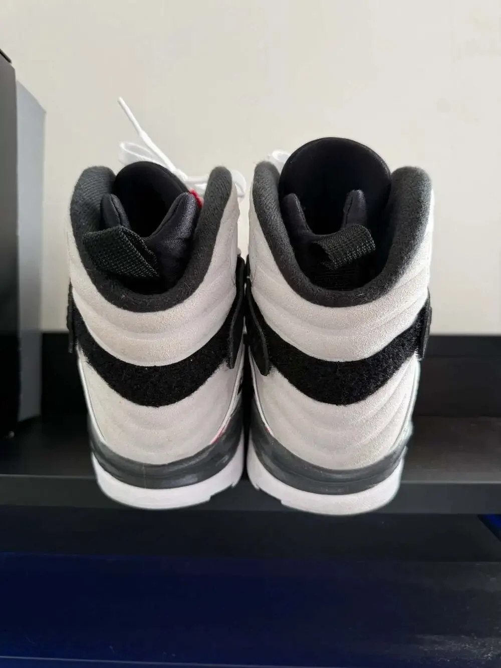 Air Jordan 8 Retro 'Bugs Bunny' 2025 Release